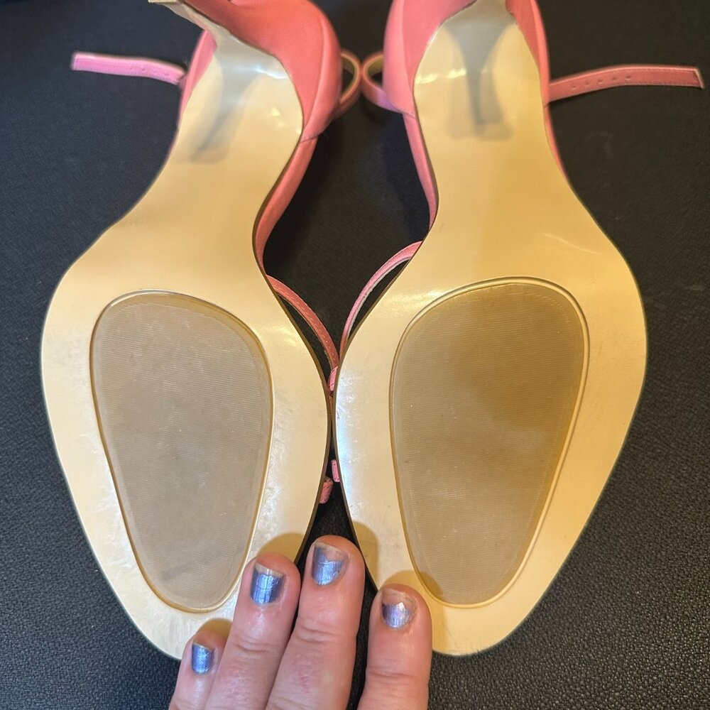 Alfani Peep Toe Pink Leather Flower Detail Ankle Strap Heels. Size 8. - Picture 5 of 6